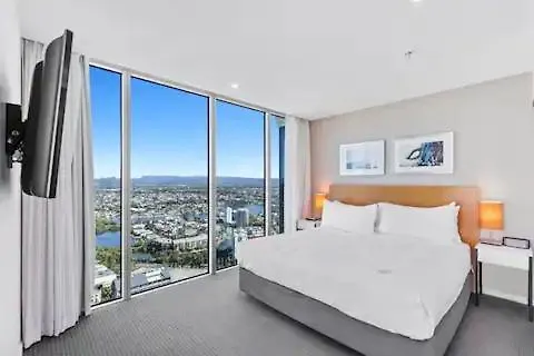 Lvl 39 - Panoramic Hilton Living With Ocean Views Apartment Gold Coast Australia